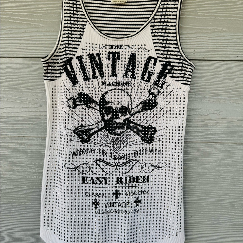 Vocal Motorcycle Tank studded detail